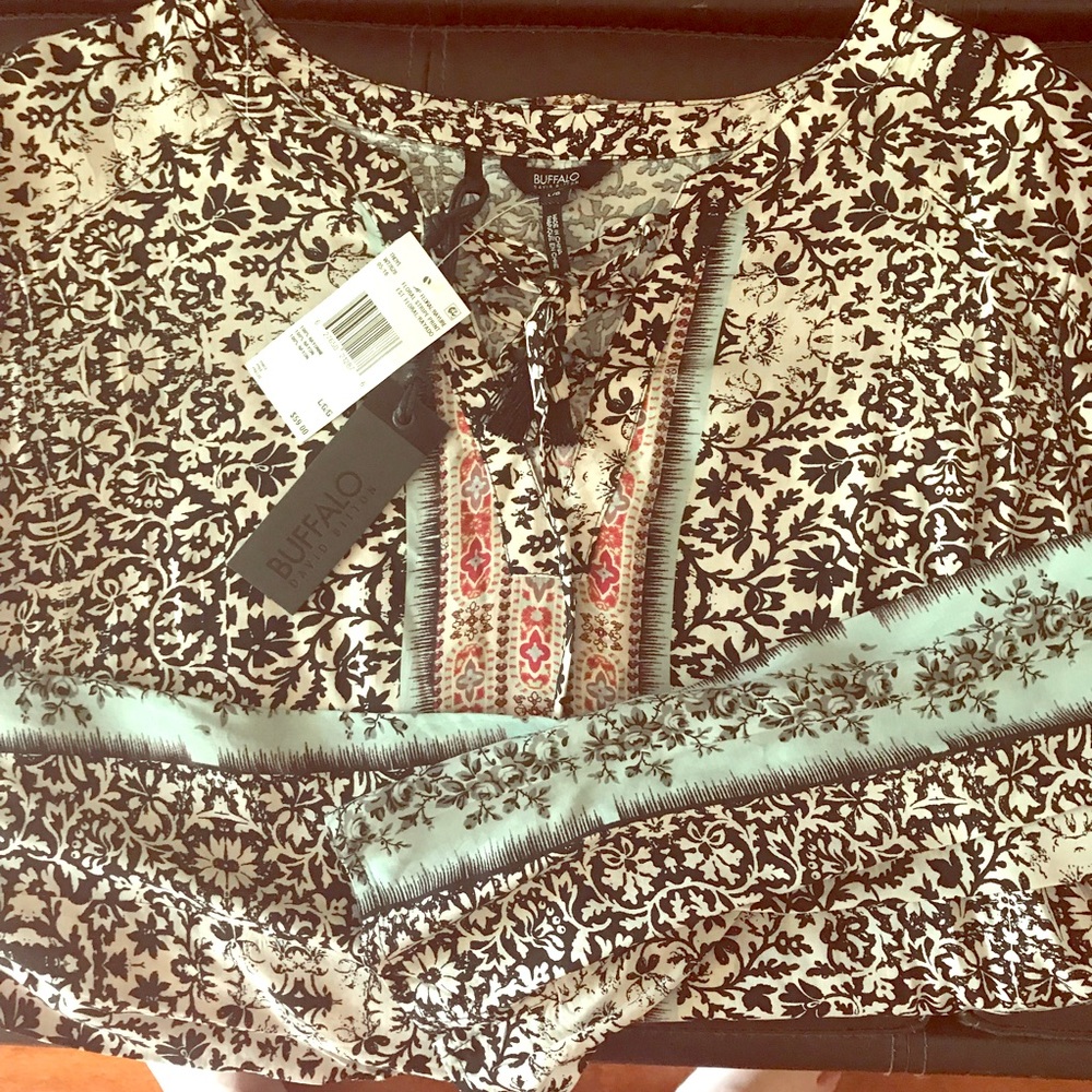 NWT Buffalo L Flower Print Blouse